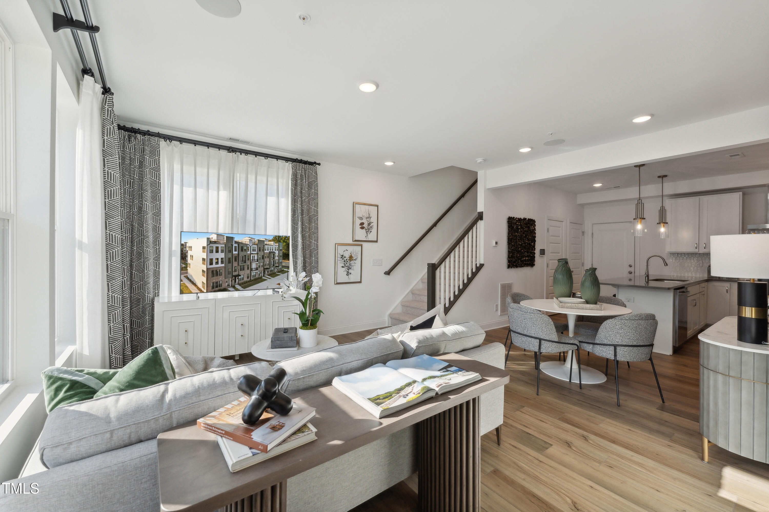 1238 Coach Sta Alley, Unit 101 Raleigh, NC 27601 - Photo 3 of 26 P_RAL_GRY_Tessa_INT_MLV_4