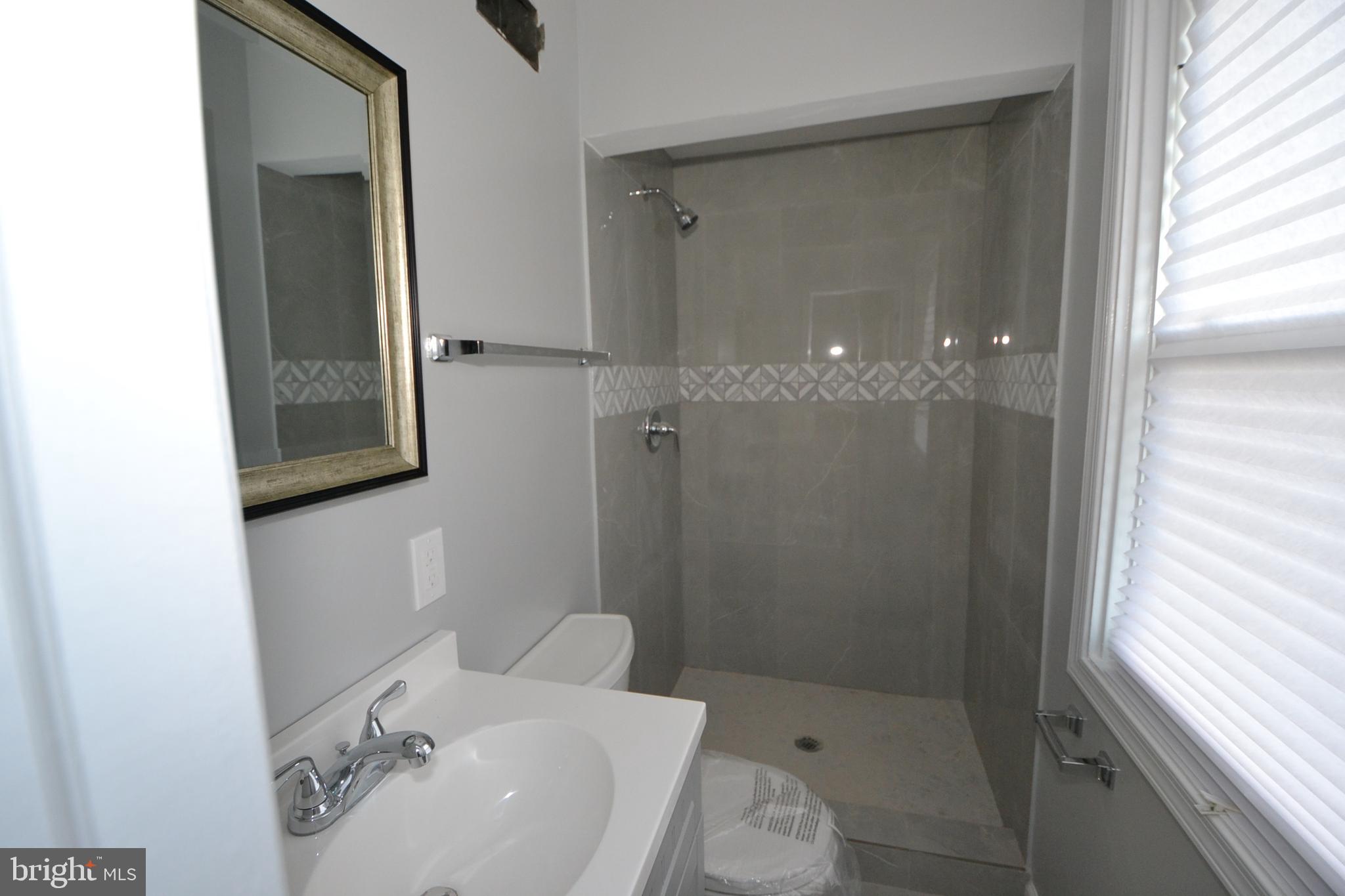 3901 Clarinth Road Baltimore, MD 21215 - Photo 21 of 39