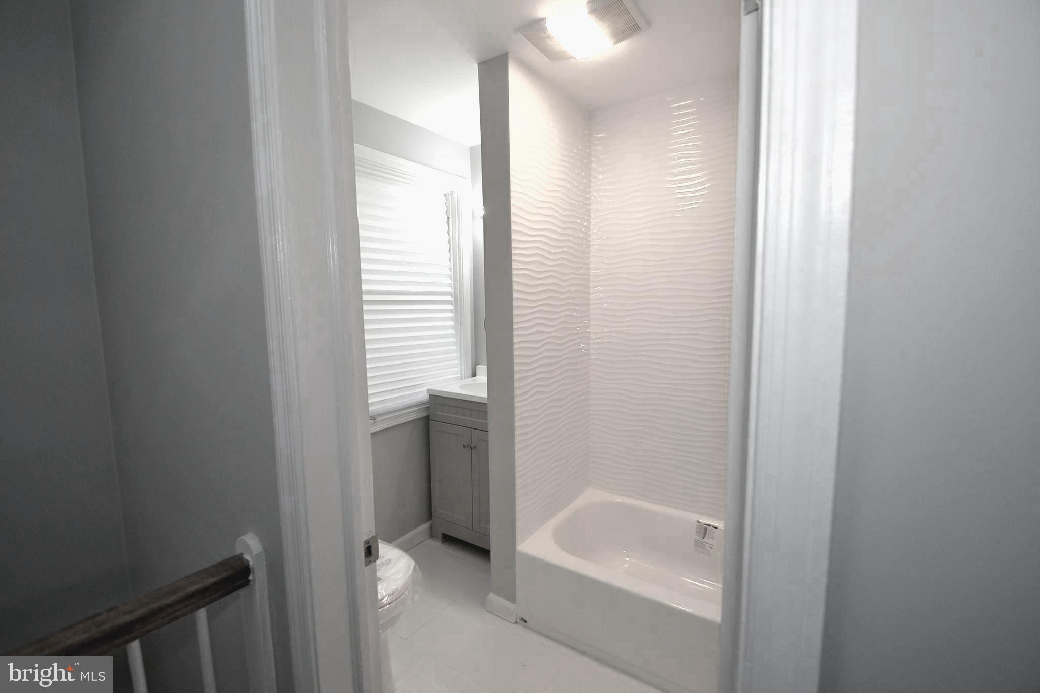 3901 Clarinth Road Baltimore, MD 21215 - Photo 26 of 39