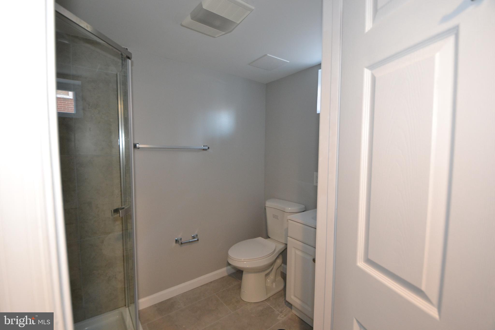 3901 Clarinth Road Baltimore, MD 21215 - Photo 32 of 39