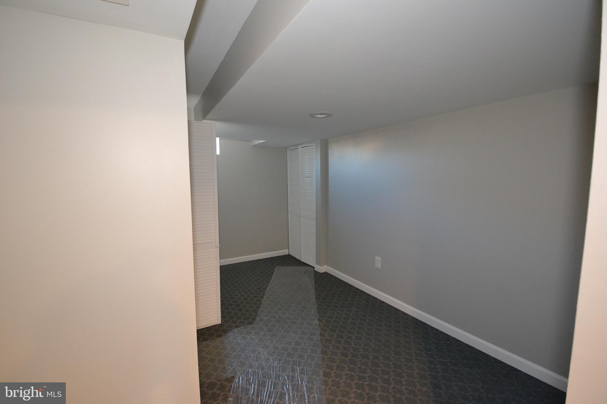 3901 Clarinth Road Baltimore, MD 21215 - Photo 35 of 39