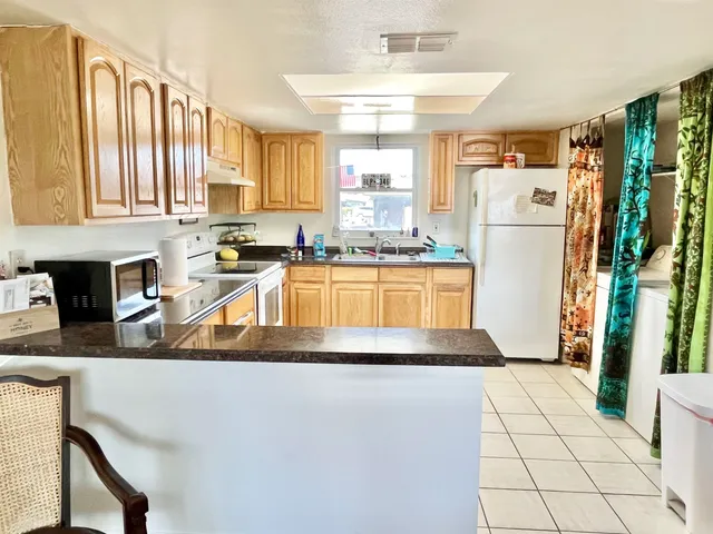 $1,600 | 208 Arricola Avenue, Unit B, St. Augustine, FL 32080