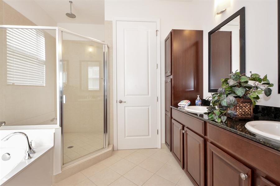 5014 Northwest 15th Avenue Boca Raton, FL 33431 - Photo 8 of 14 Master Bath