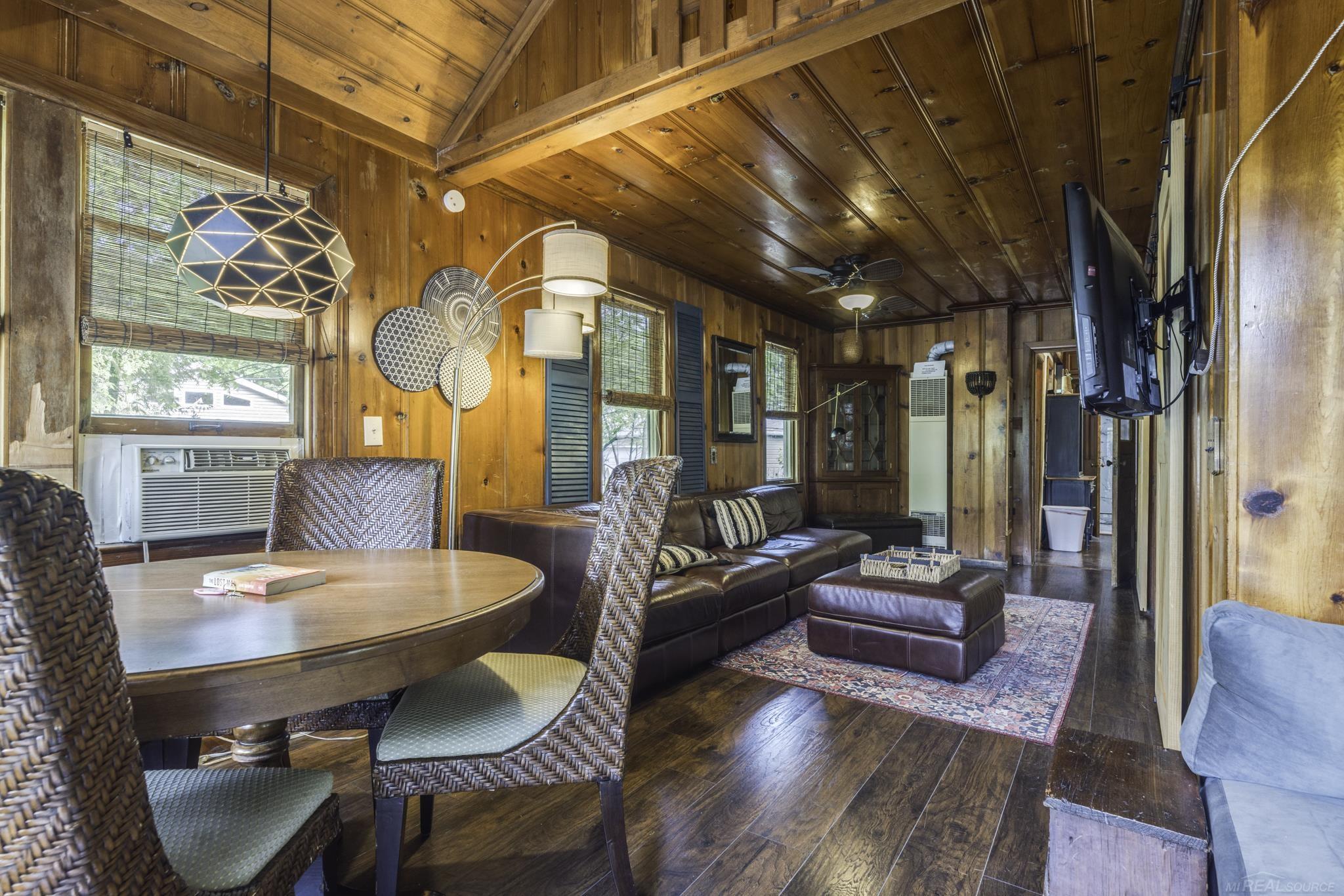 7403 Woodside Road Lexington, MI 48450 - Photo 8 of 35