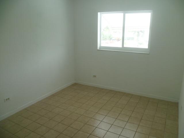 423 Sombrero Beach Road, Unit 7 Marathon, FL 33050 - Photo 10 of 12 Guest Bedroom 2