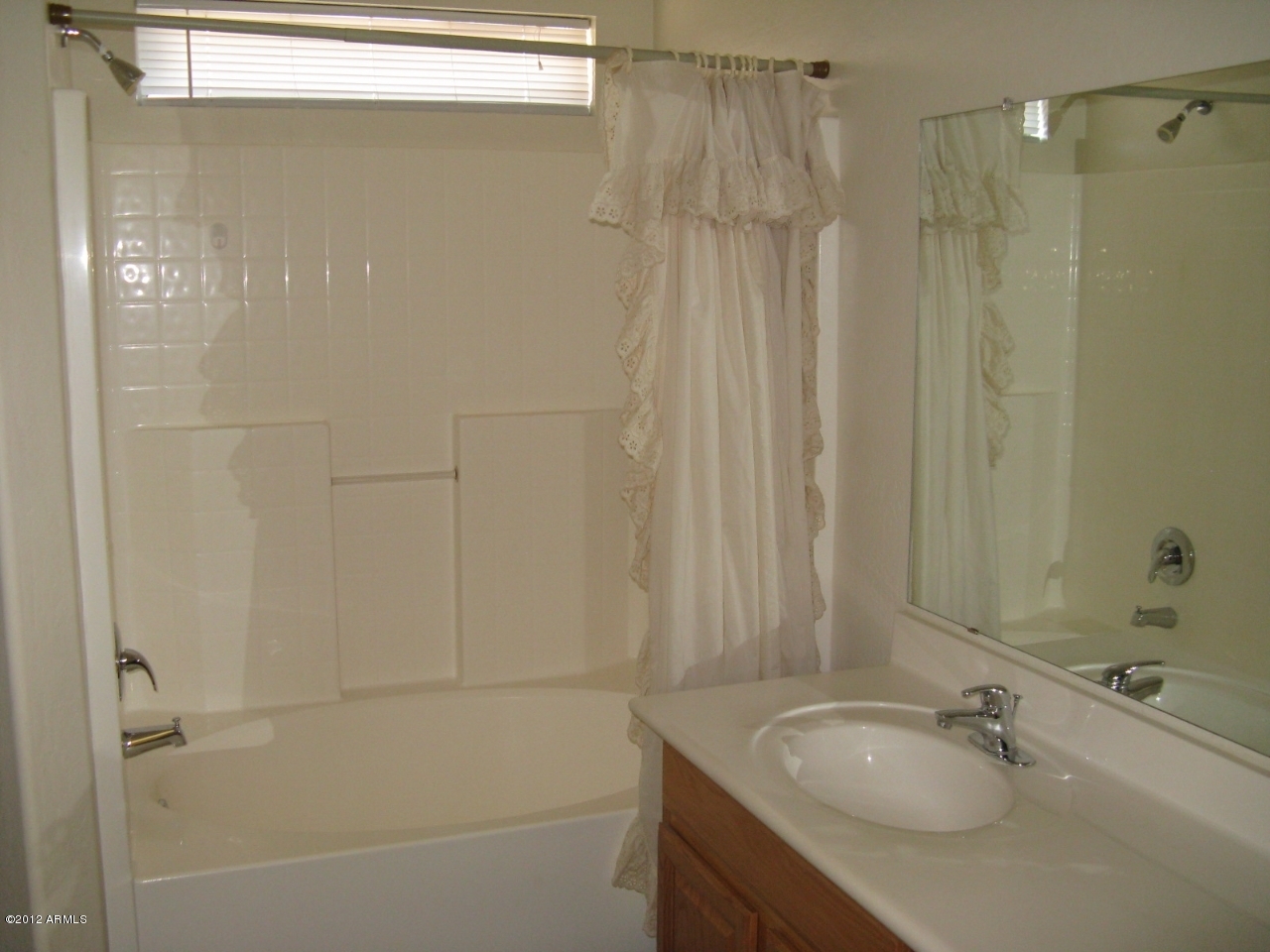 12537 West Redfield Road El Mirage, AZ 85335 - Photo 15 of 22 Master bedroom bath
