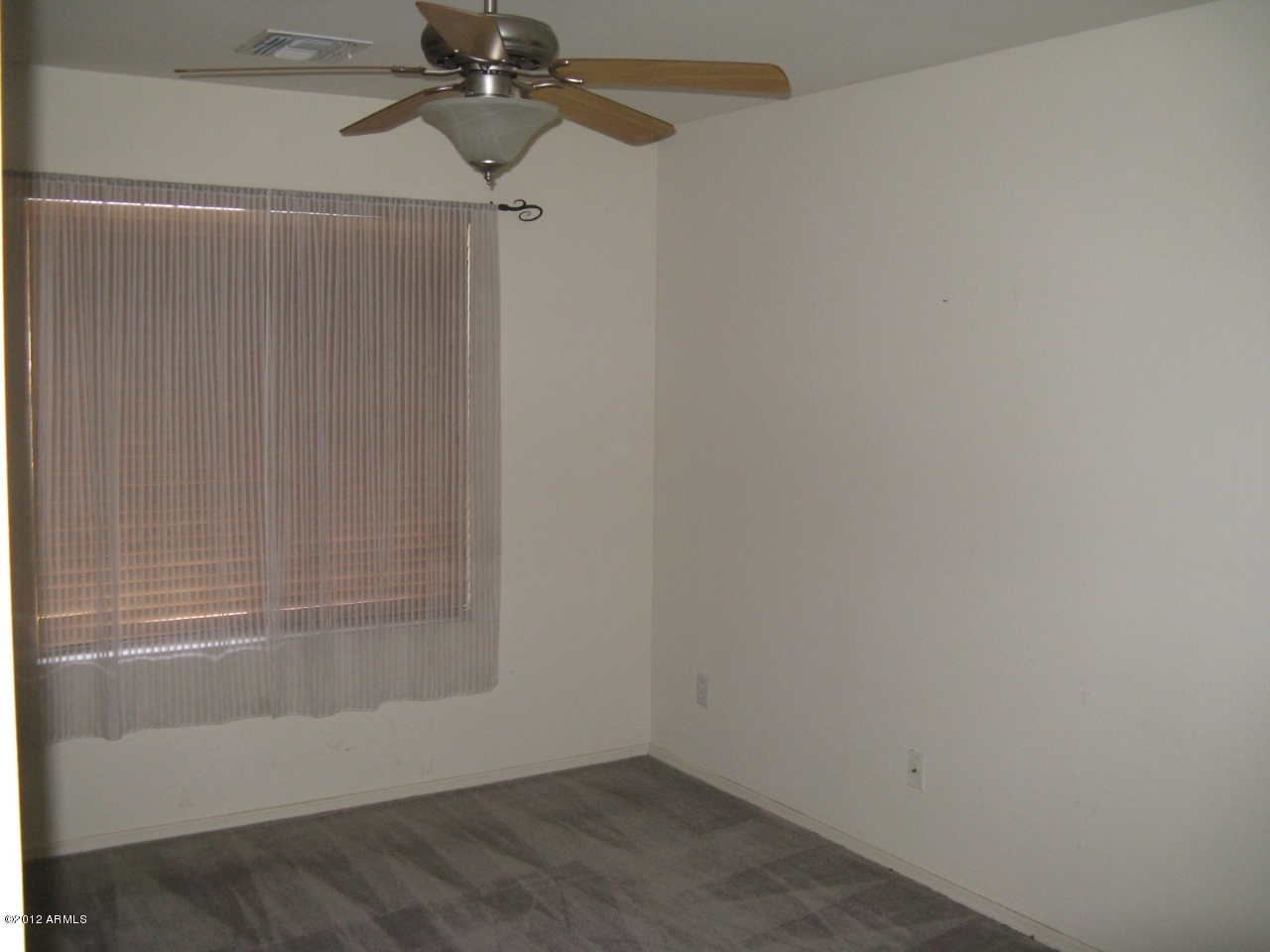 12537 West Redfield Road El Mirage, AZ 85335 - Photo 19 of 22 Front bedroom (Great home office)