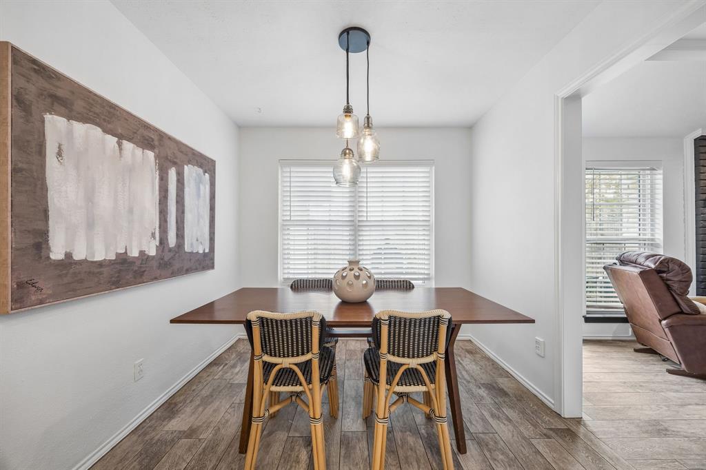 8043 Moss Meadows Drive Dallas, TX 75231 - Photo 11 of 28