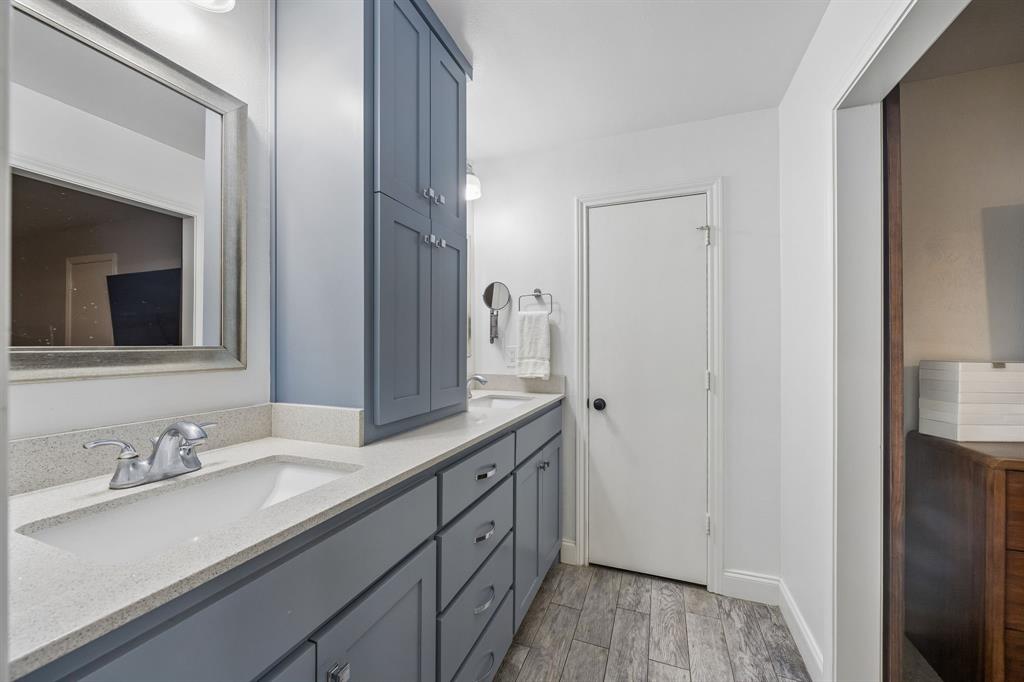 8043 Moss Meadows Drive Dallas, TX 75231 - Photo 17 of 28