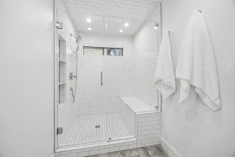 $650,000 | 8043 Moss Meadows Drive, Dallas, TX 75231