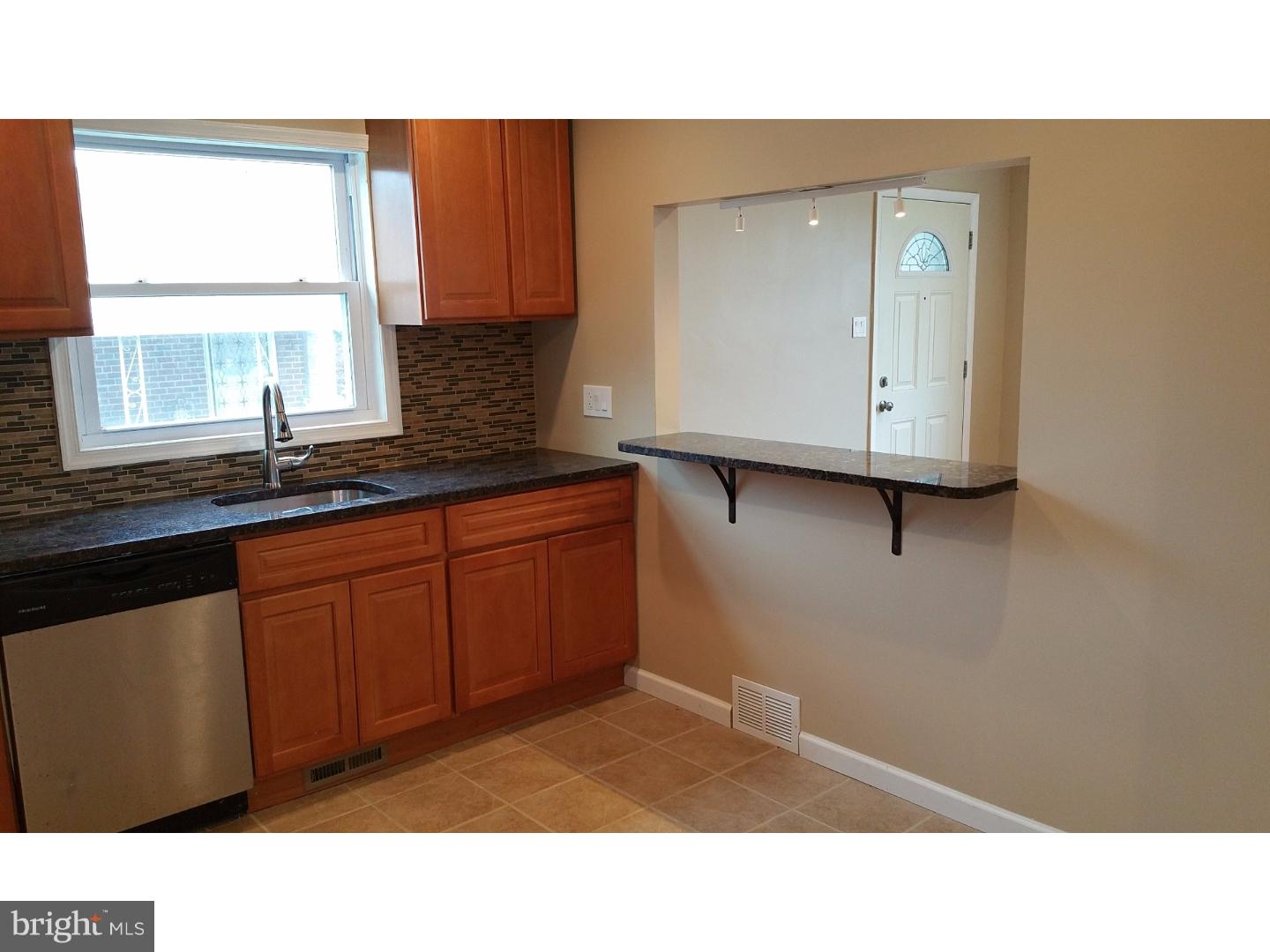 9960 Woodfern Road Philadelphia, PA 19115 - Photo 2 of 19 Gallery Image 2