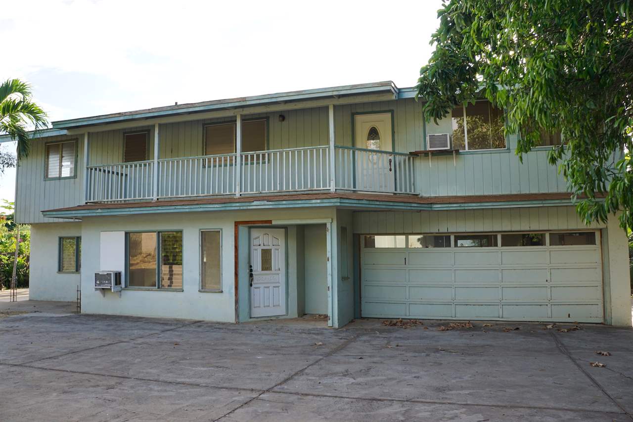 440 Mikioi Place Kihei, HI 96753 - Photo 2 of 28 a front view of a house