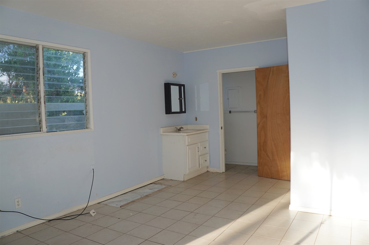 440 Mikioi Place Kihei, HI 96753 - Photo 21 of 28 a view of a bathroom with a sink