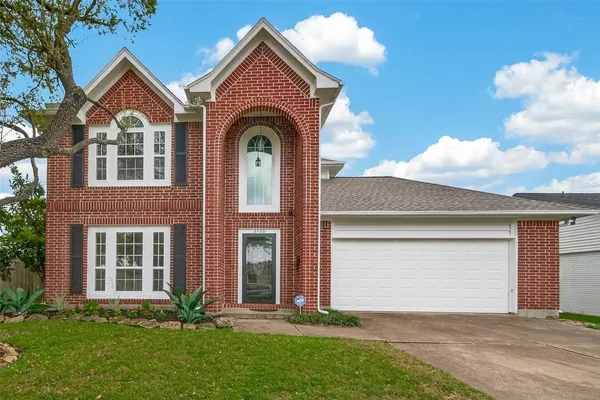 $795,000 | 2406 Droxford Drive, Houston, TX 77008