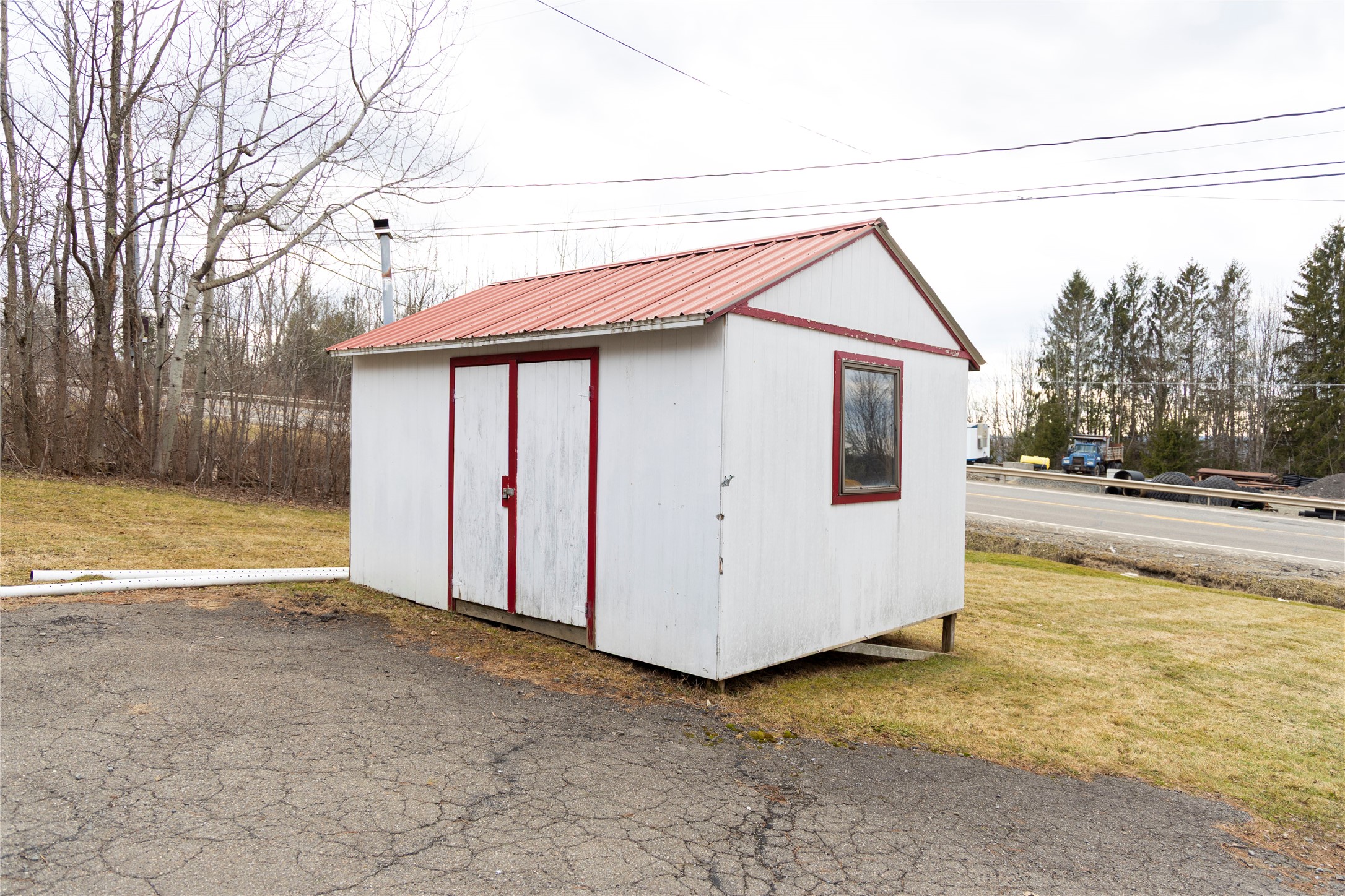 2320 Airport Road Johnson City, NY 13790 - Photo 35 of 46