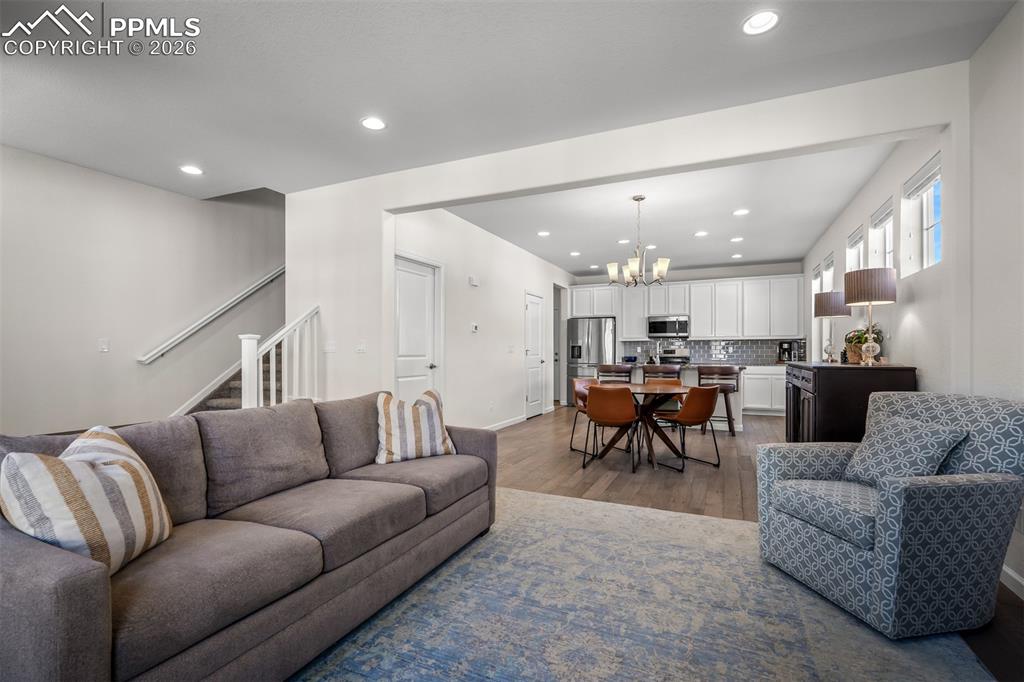 1334 Promontory Crest View Colorado Springs, CO 80921 - Photo 4 of 49