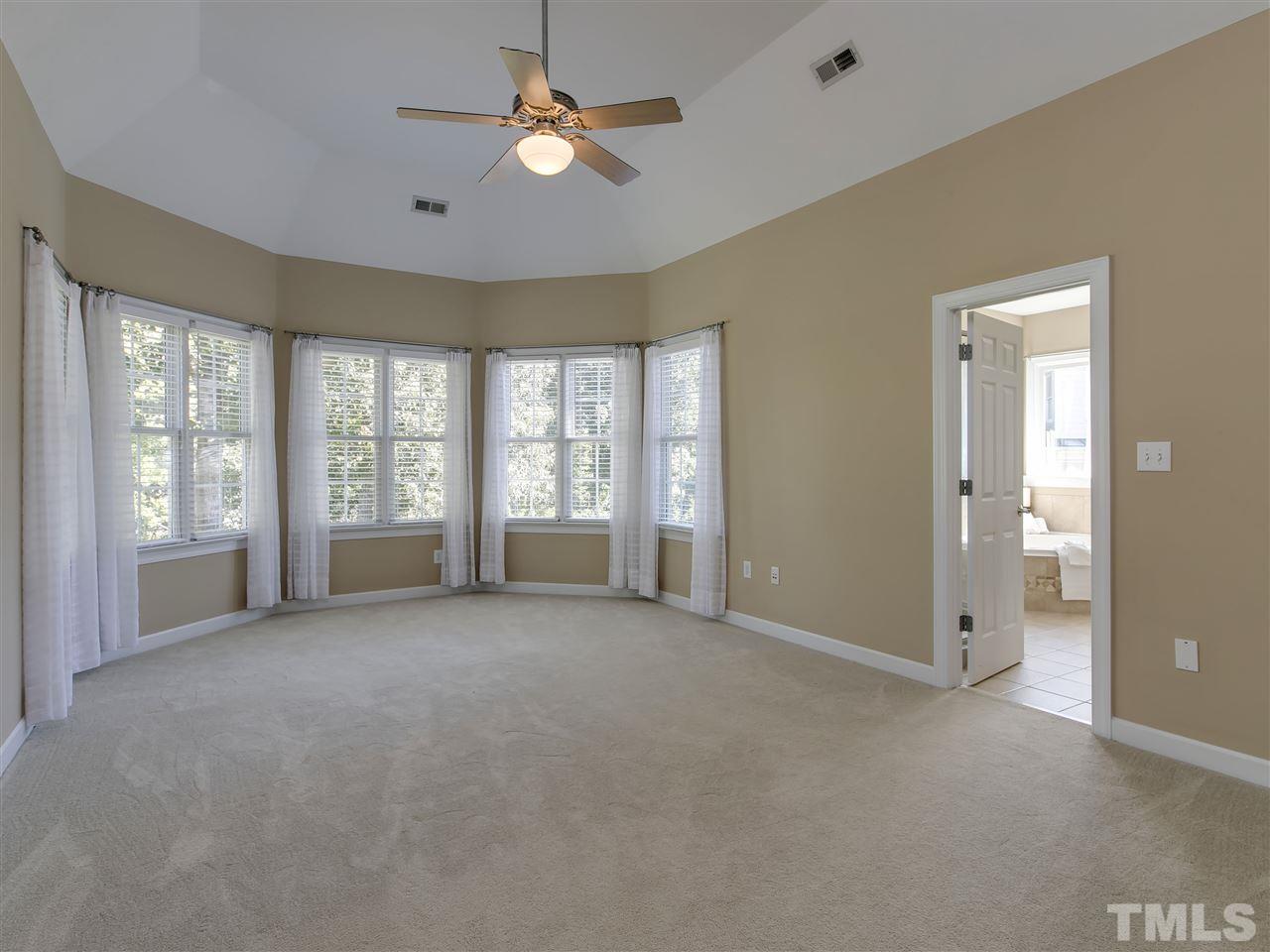 12704 Topiary Court Raleigh, NC 27614 - Photo 14 of 25 Gallery Image 14