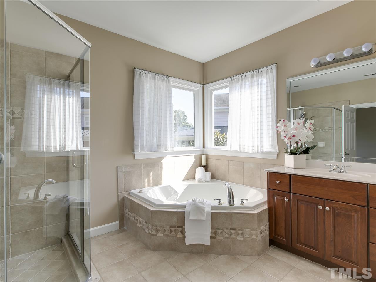 12704 Topiary Court Raleigh, NC 27614 - Photo 15 of 25 Gallery Image 15