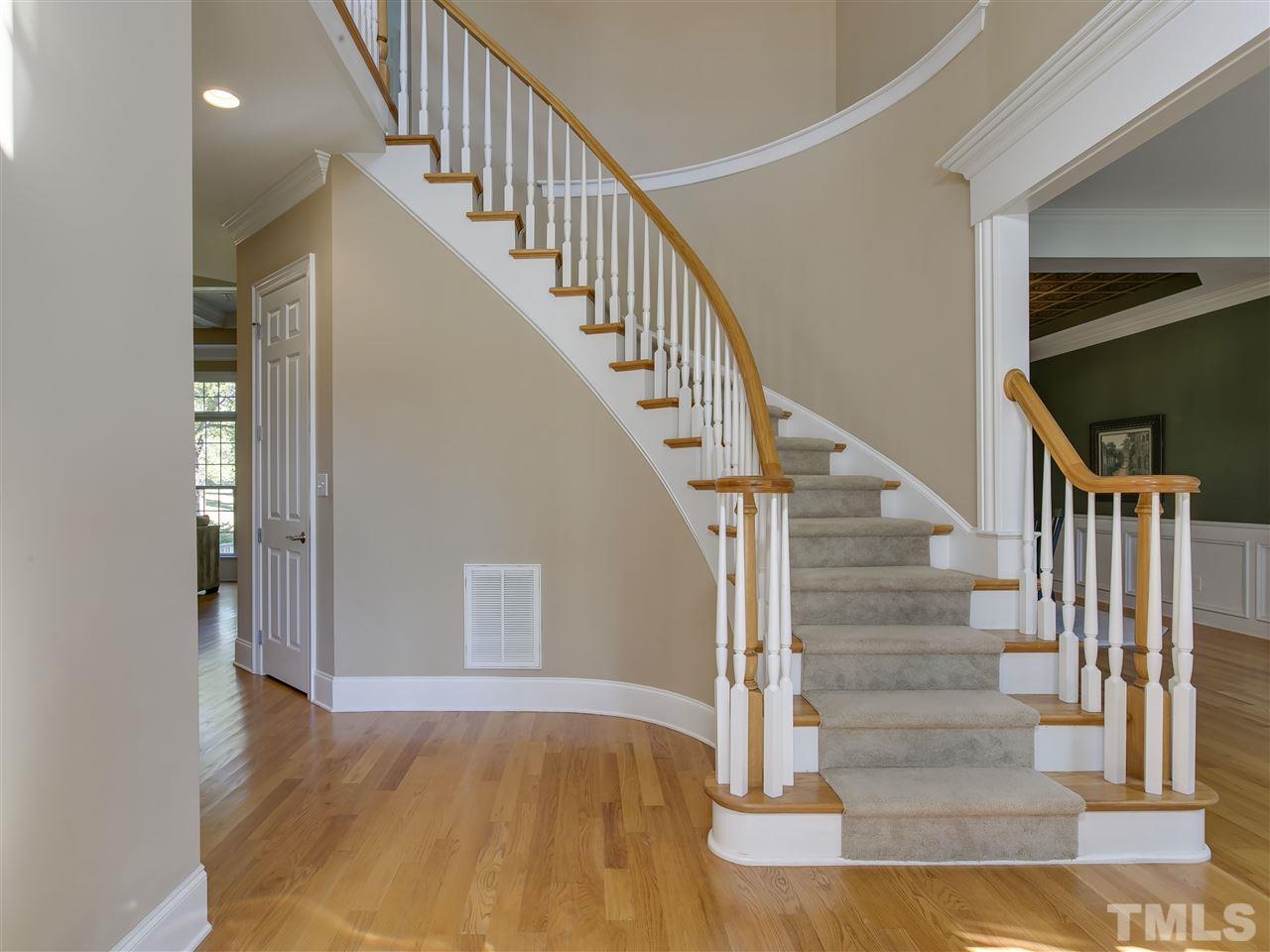 12704 Topiary Court Raleigh, NC 27614 - Photo 5 of 25 Gallery Image 5