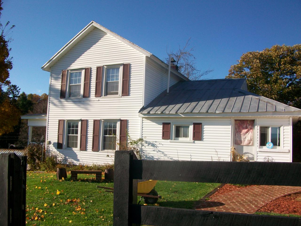 1430 Daniels Run Road Northeast Check, VA 24072 - Photo 12 of 20 Side of home