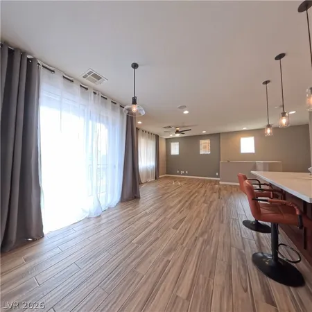 $1,785 | 6255 West Arby Avenue, Unit 238, Las Vegas, NV 89118
