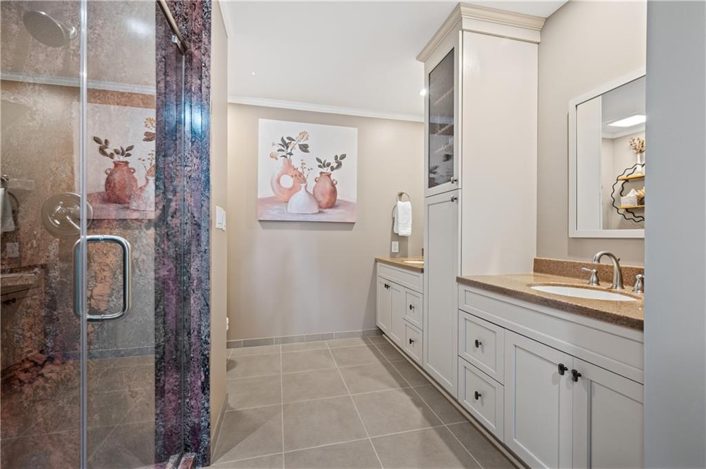 17 Greenwood Road Pittsburgh, PA 15221 - Photo 21 of 38
