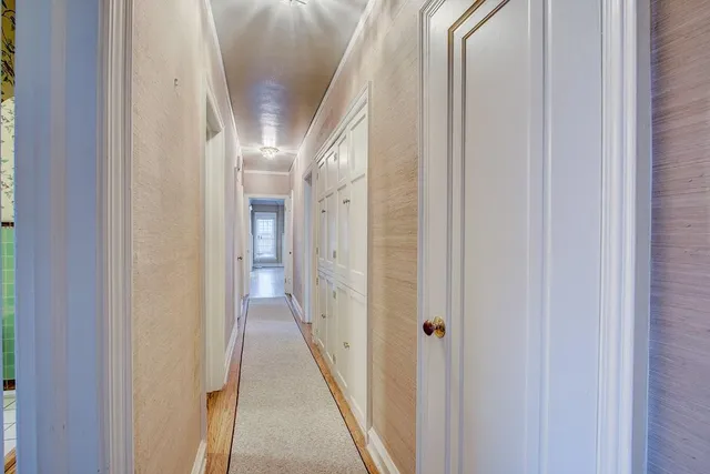 $2,900 | 2225 East Woodstock Place, Milwaukee, WI 53202