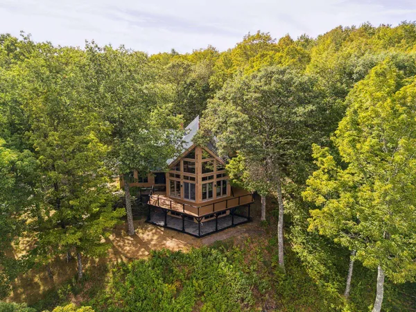 $1,200,000 | 332 Cushing Road, Woodstock, VT 05091