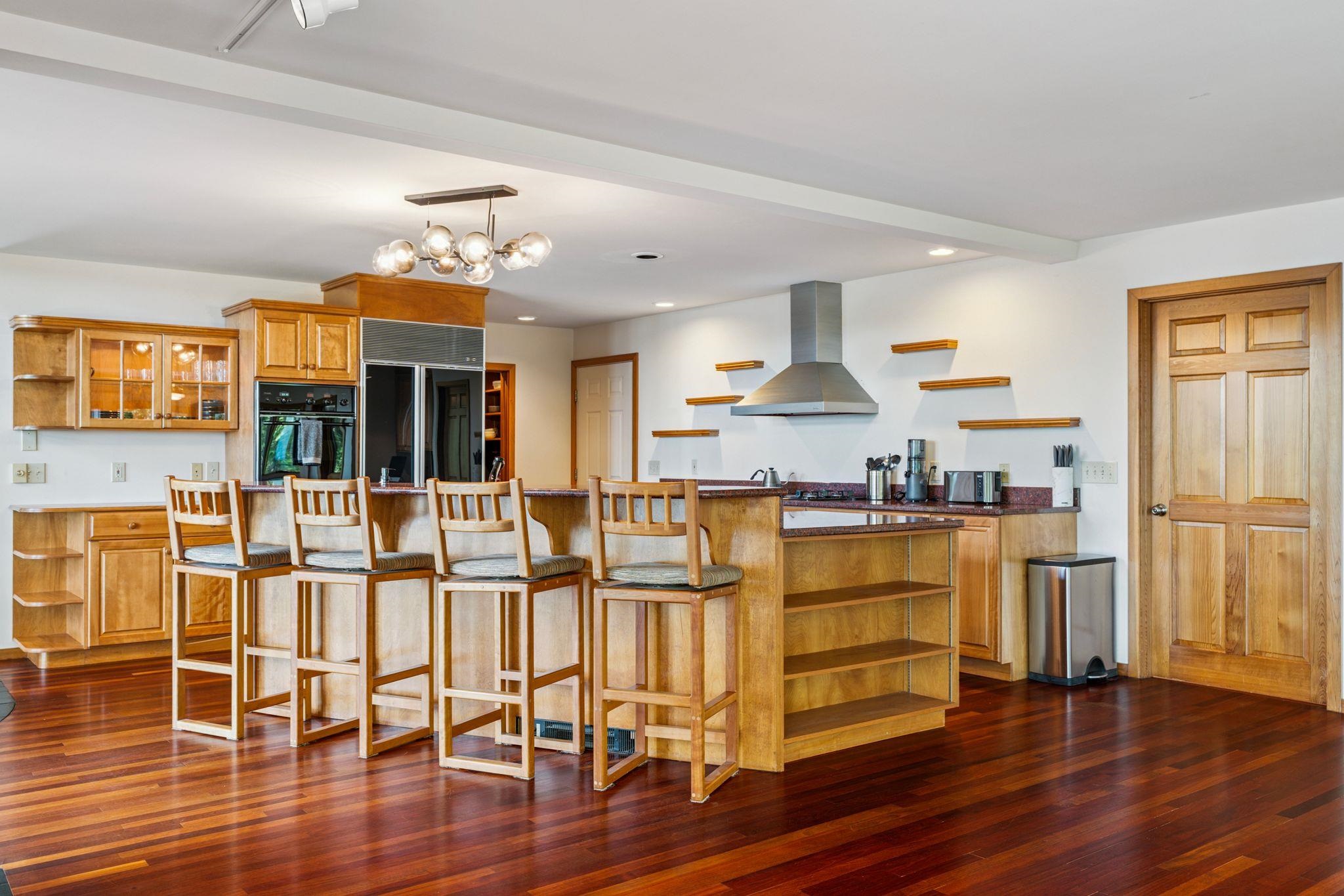 332 Cushing Road Woodstock, VT 05091 - Photo 12 of 60