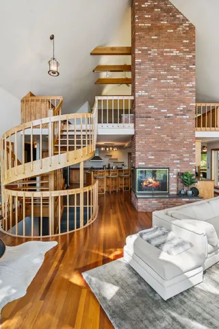 $1,325,000 | 332 Cushing Road, Woodstock, VT 05091