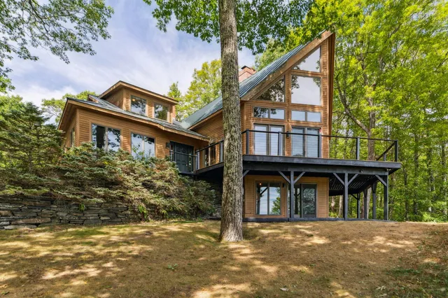 $1,325,000 | 332 Cushing Road, Woodstock, VT 05091