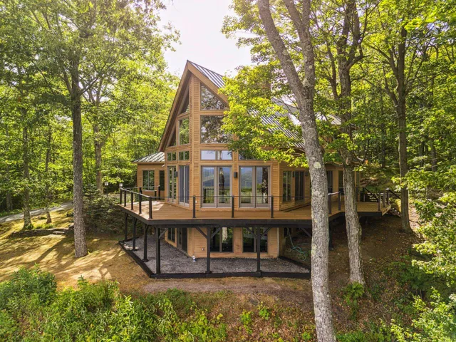 $1,325,000 | 332 Cushing Road, Woodstock, VT 05091