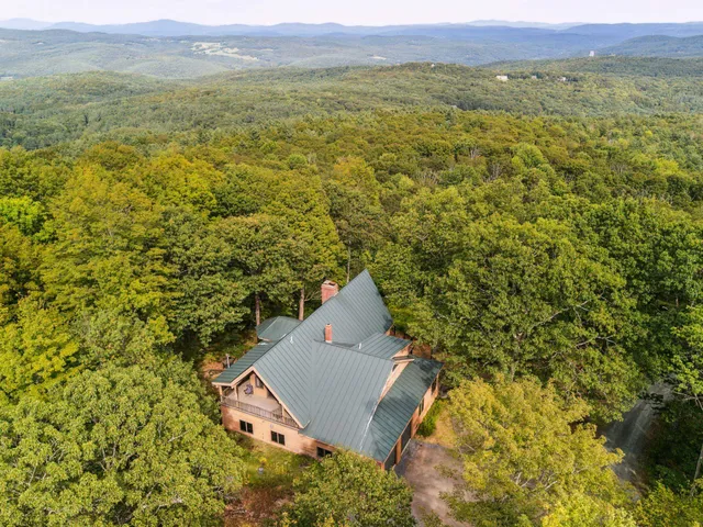 $1,325,000 | 332 Cushing Road, Woodstock, VT 05091