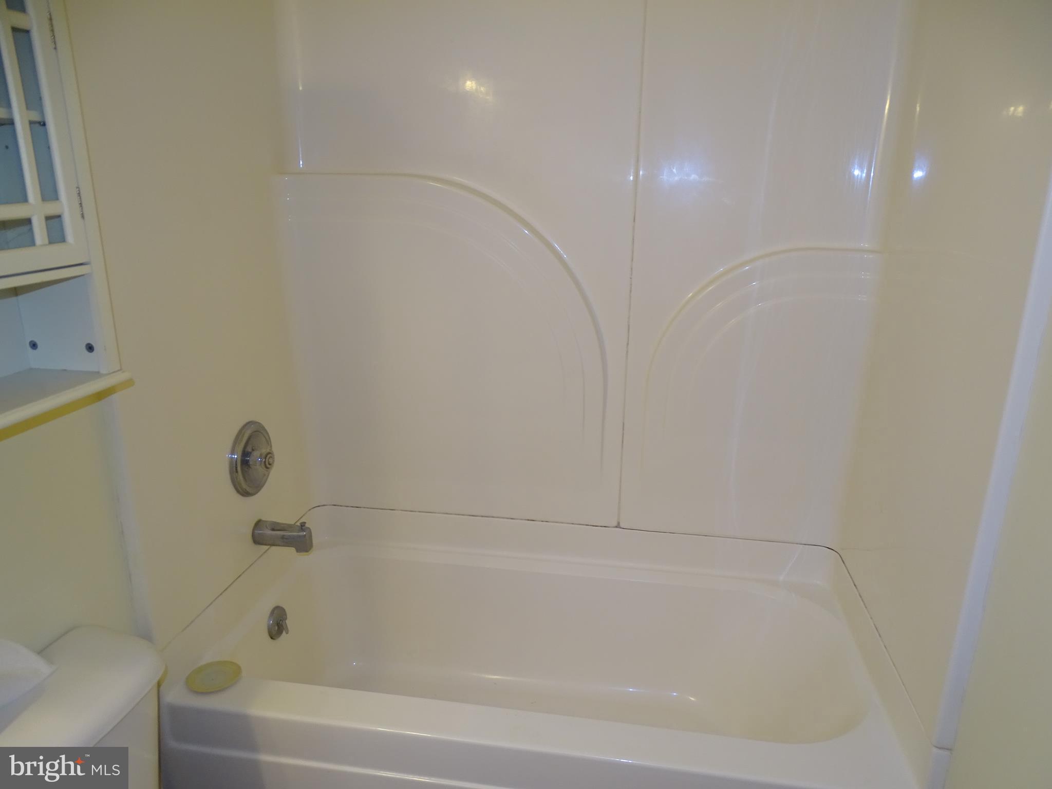 7512 Friendship Village Road Chambersburg, PA 17202 - Photo 17 of 30 Bath