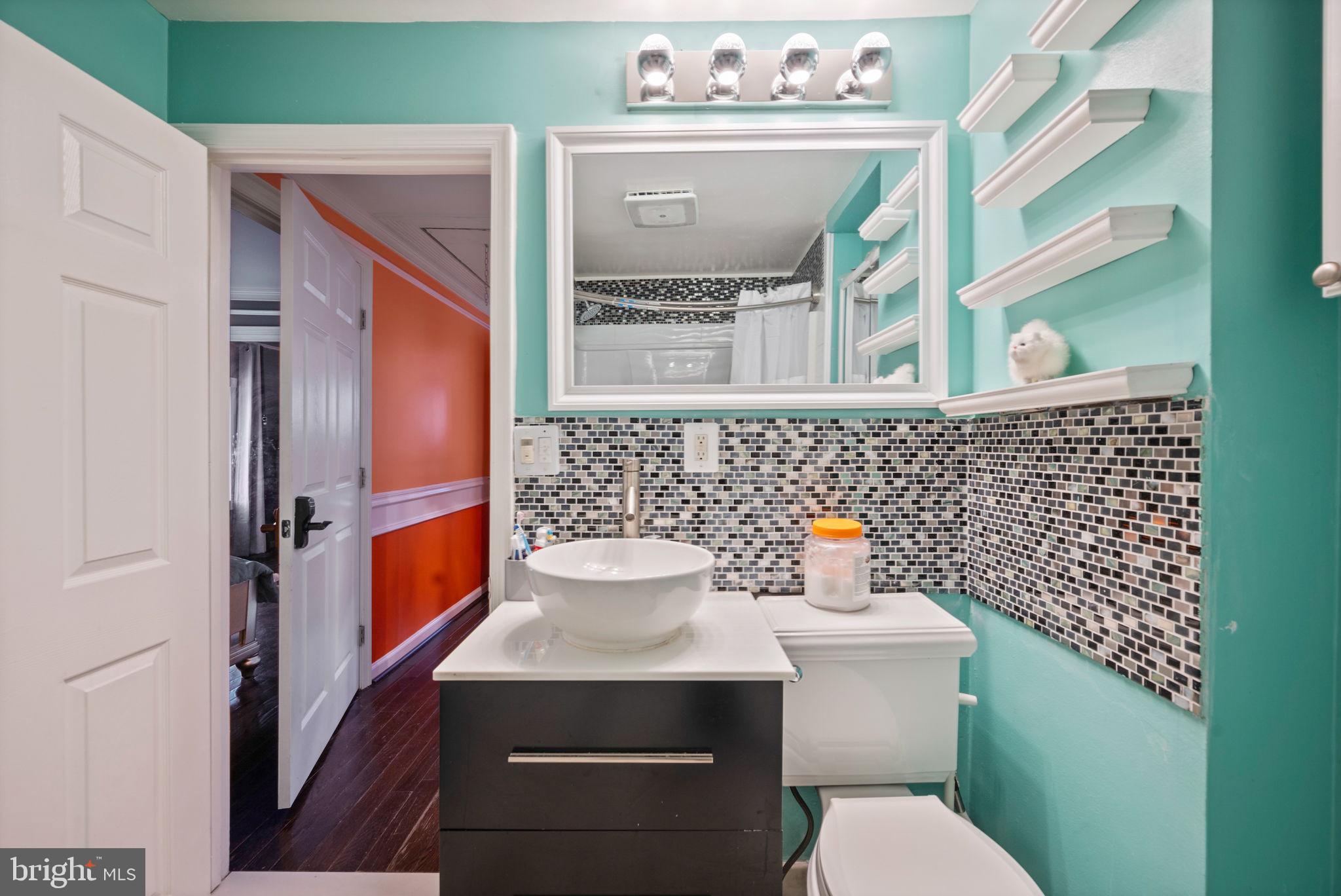 7902 Bridge Avenue Baltimore, MD 21237 - Photo 17 of 61