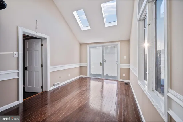 a view of a pathway of a building