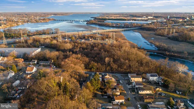 $400,000 | 7902 Bridge Avenue, Baltimore, MD 21237