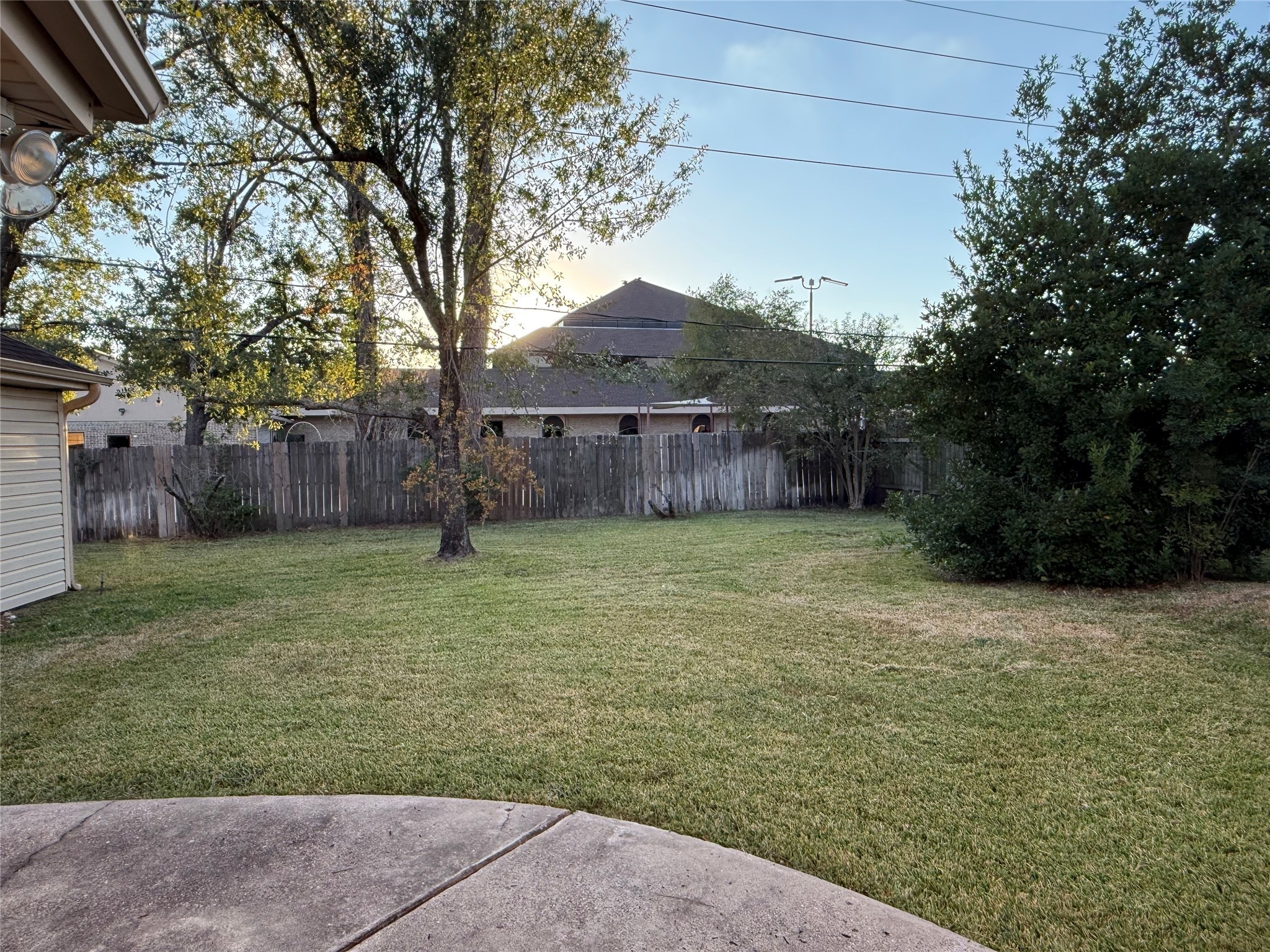16711 Sir William Drive Spring, TX 77379 - Photo 20 of 21 a backyard of a house