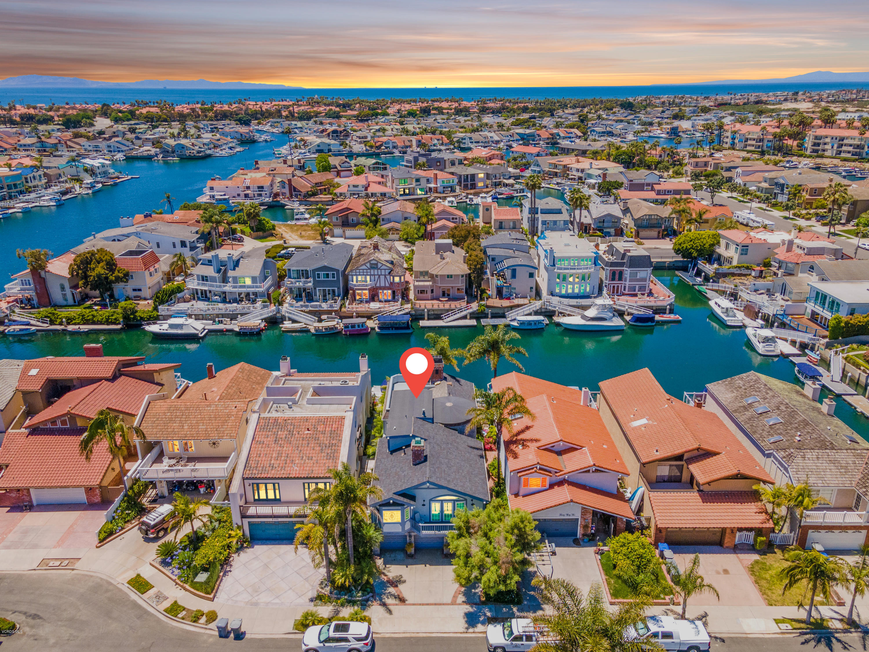 2045 Ravoli Drive Oxnard, CA 93035 - Photo 1 of 36 2045 Arrow boxbrownie