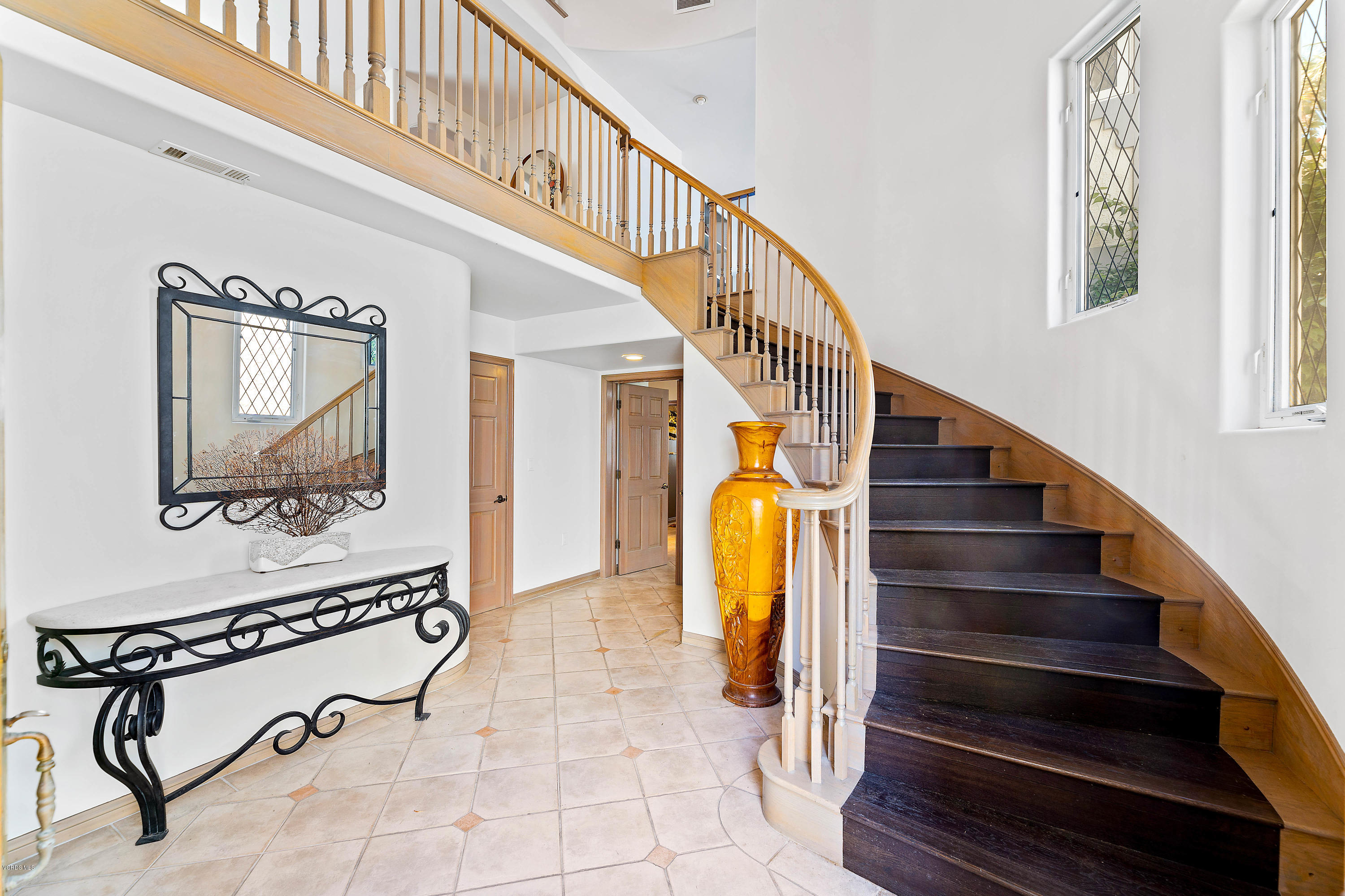 2045 Ravoli Drive Oxnard, CA 93035 - Photo 10 of 36 2045 ravoli going upstairs