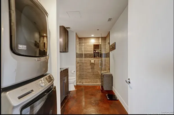 $550,000 | 831 South Flores Street, Unit 24072409, San Antonio, TX 78204