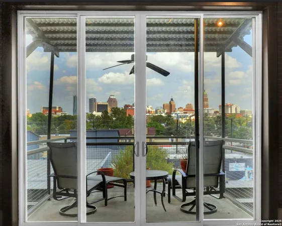 $550,000 | 831 South Flores Street, Unit 24072409, San Antonio, TX 78204