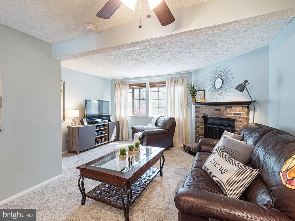8341 Windfall Road Springfield, VA 22153 - Photo 8 of 31 Living Room Photo 2