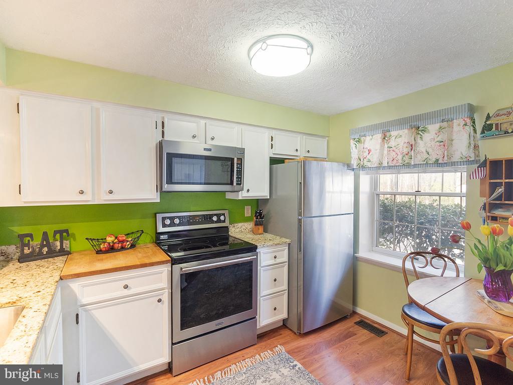 8341 Windfall Road Springfield, VA 22153 - Photo 10 of 31 Gallery Image 10