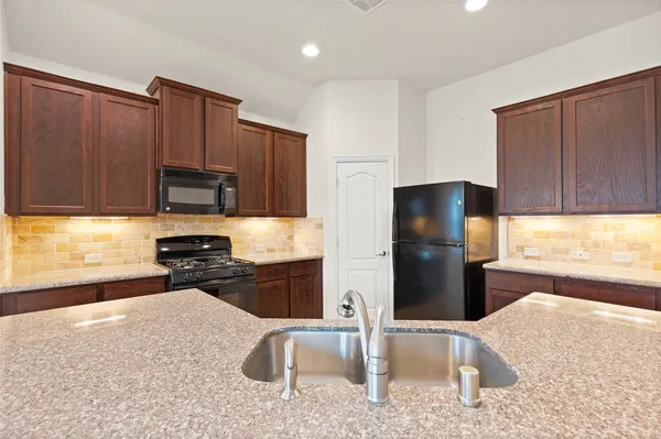 $299,000 | 611 Orchid Hill Drive East, Conroe, TX 77301