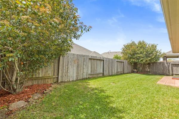 $299,000 | 611 Orchid Hill Drive East, Conroe, TX 77301