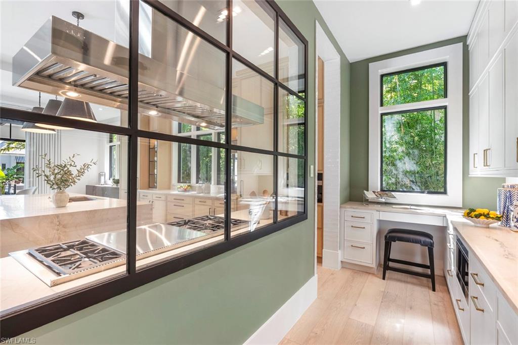 2231 Forrest Lane Naples, FL 34102 - Photo 17 of 50