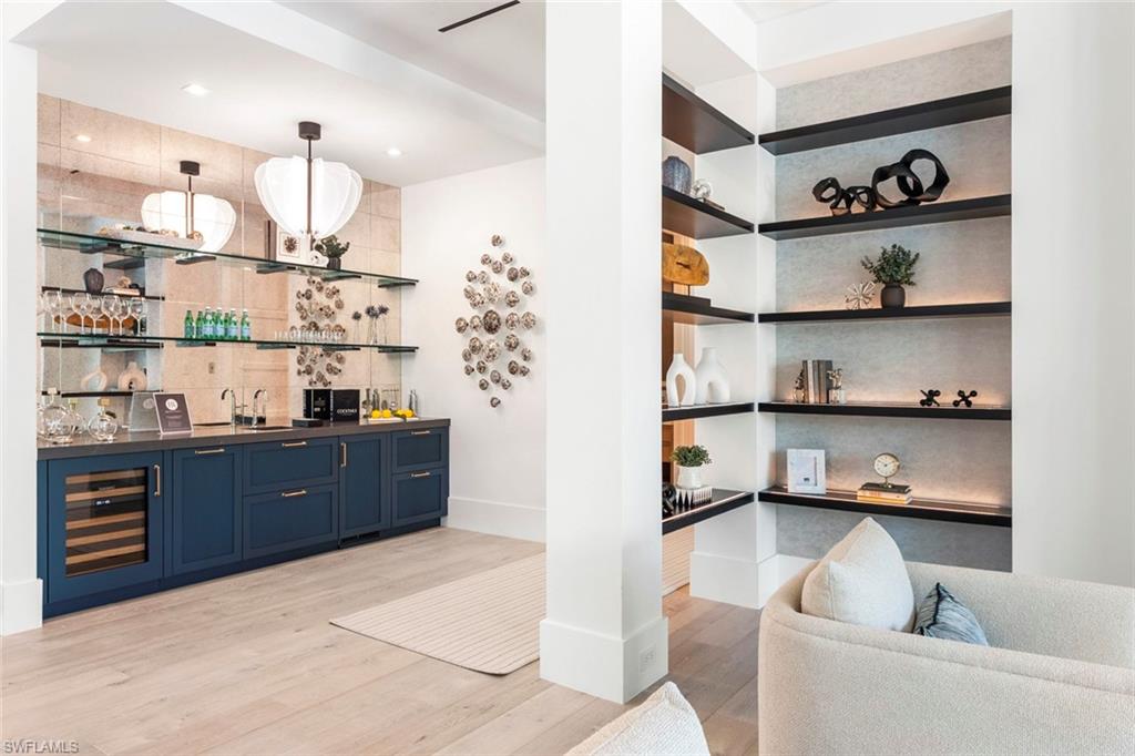 2231 Forrest Lane Naples, FL 34102 - Photo 25 of 50