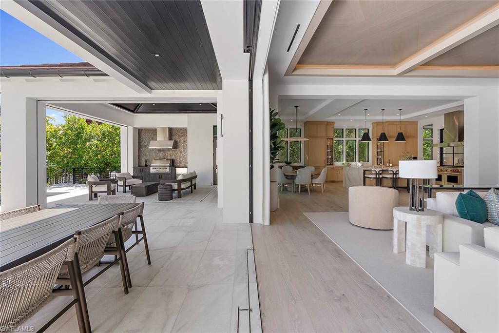 2231 Forrest Lane Naples, FL 34102 - Photo 47 of 50