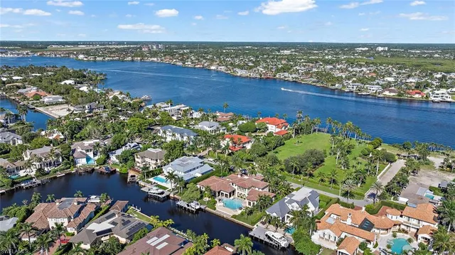 $12,500,000 | 2231 Forrest Lane, Naples, FL 34102